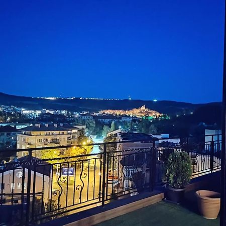 Unique Studio- Great Balcony And View! Parking Possibility! Велико Търново Екстериор снимка
