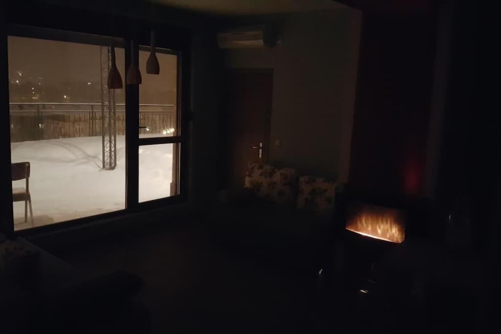 Unique Studio- Great Balcony And View! Parking Possibility! Велико Търново Екстериор снимка